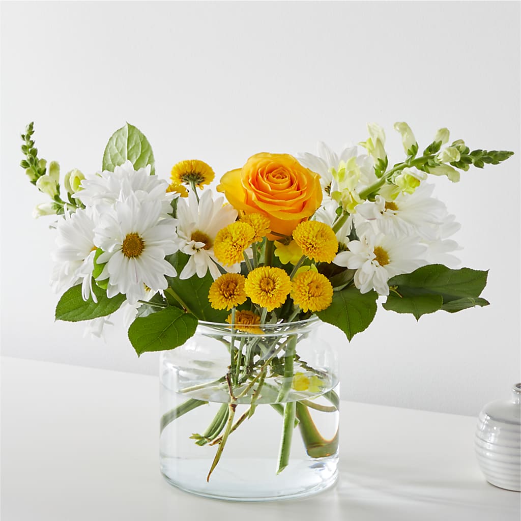 Sun Salutation Bouquet – Kennewick Flower Shop Inc, Kennewick WA