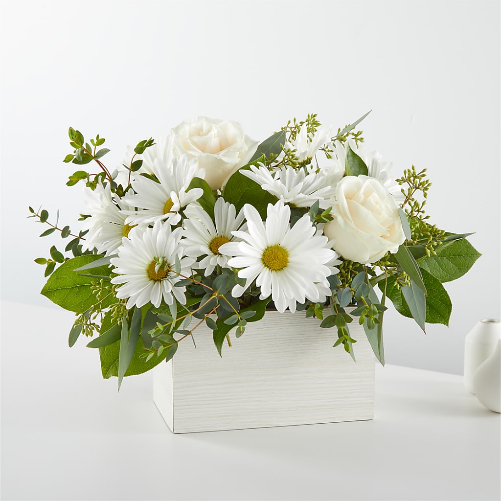 Fresh Linen Box Bouquet – Kennewick Flower Shop Inc, Kennewick WA