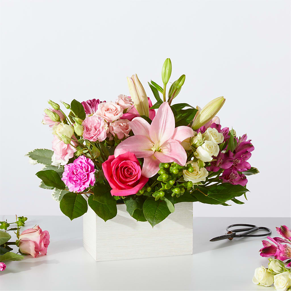 Sweetberry Box – A Florist Original – Kennewick Flower Shop Inc, Kennewick WA