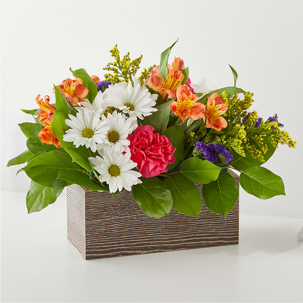 Oopsie Daisy Box Bouquet – Kennewick Flower Shop Inc, Kennewick WA
