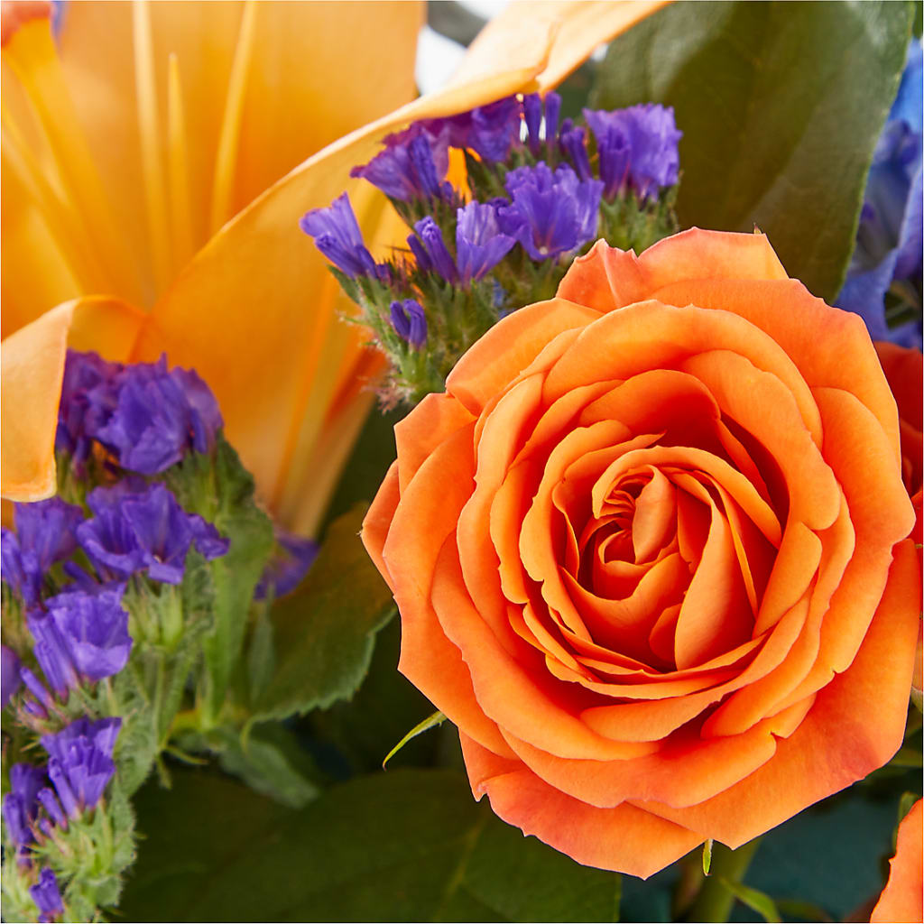 Radiant Citrus Box Bouquet – Kennewick Flower Shop Inc, Kennewick WA