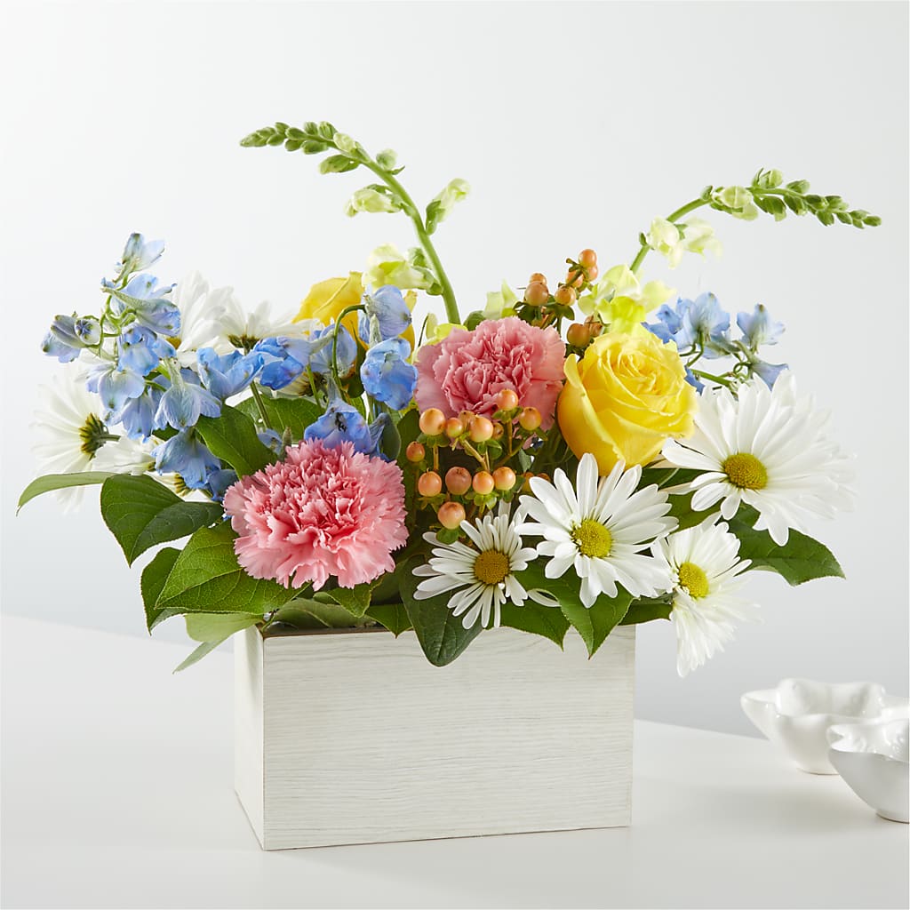 Sun Salutation Box Bouquet – Kennewick Flower Shop Inc, Kennewick WA