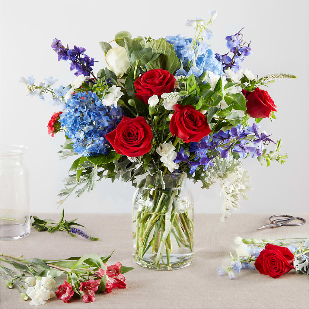Star Spangled - A Florist Original – Kennewick Flower Shop Inc, Kennewick WA