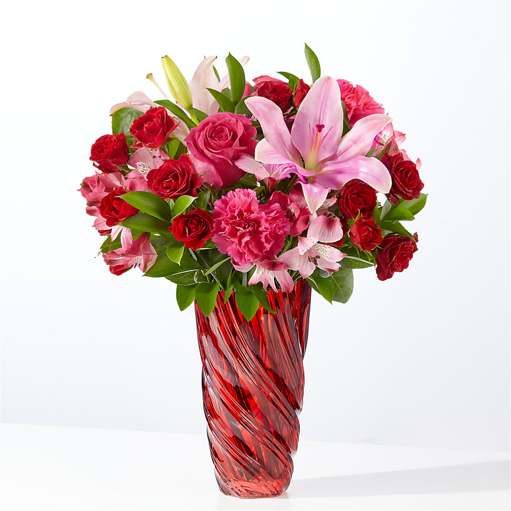 In Love Bouquet with Luxe Swirl Vase – Kennewick Flower Shop Inc, Kennewick WA
