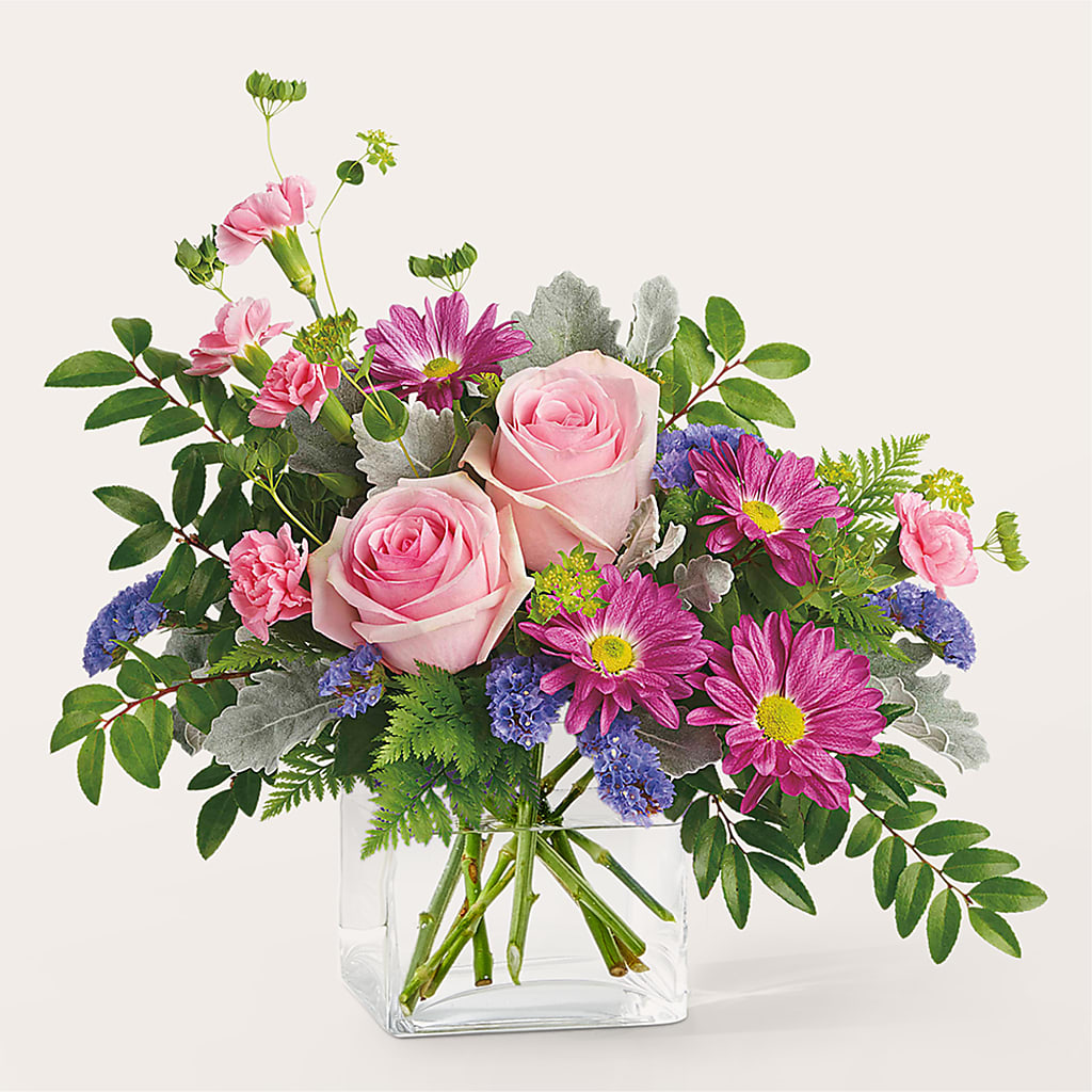 Starlet Bouquet – Kennewick Flower Shop Inc, Kennewick WA