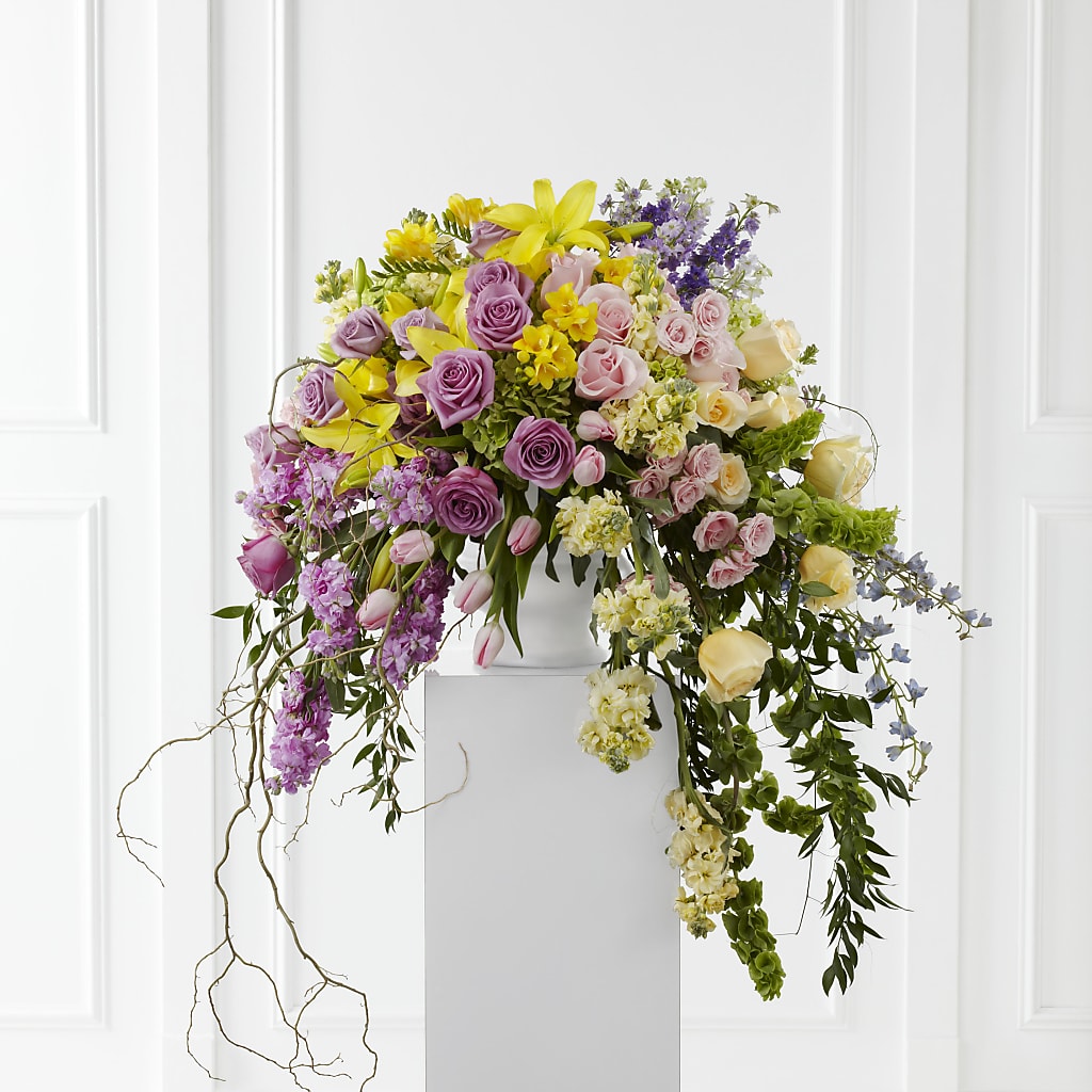 Display of Affection Arrangement – Kennewick Flower Shop Inc, Kennewick WA