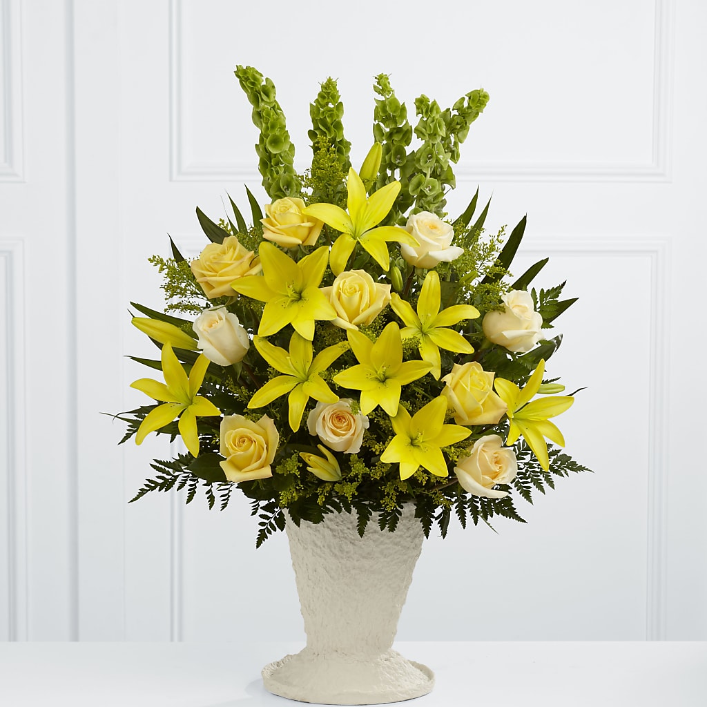 Golden Memories Arrangement – Kennewick Flower Shop Inc, Kennewick WA