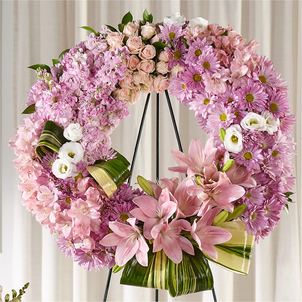 Gift of Warmth Wreath – Kennewick Flower Shop Inc, Kennewick WA