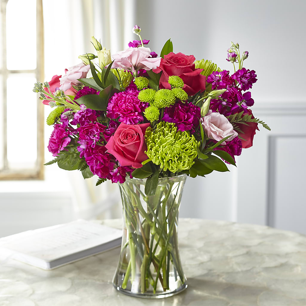 Everlasting Embrace Bouquet – Kennewick Flower Shop Inc, Kennewick WA