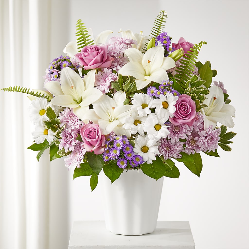 Warmest Thoughts Tabletop Basket – Kennewick Flower Shop Inc, Kennewick WA