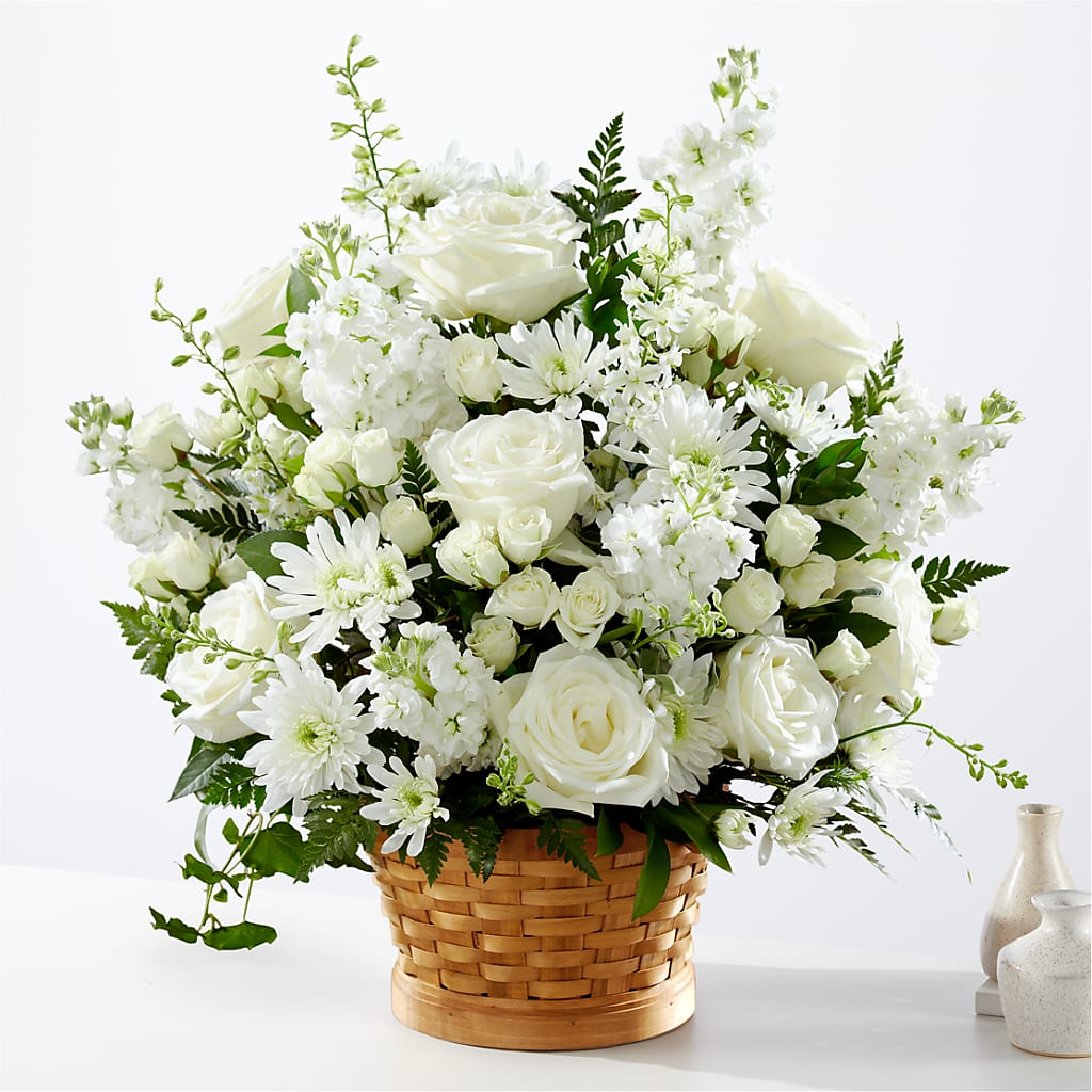 Heartfelt Condolences Arrangement – Kennewick Flower Shop Inc, Kennewick WA