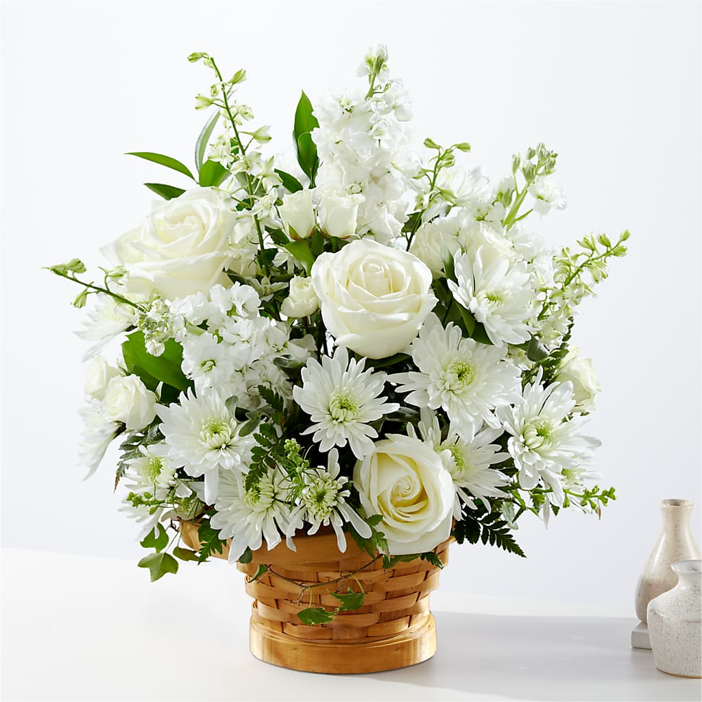 Heartfelt Condolences Arrangement – Kennewick Flower Shop Inc, Kennewick WA