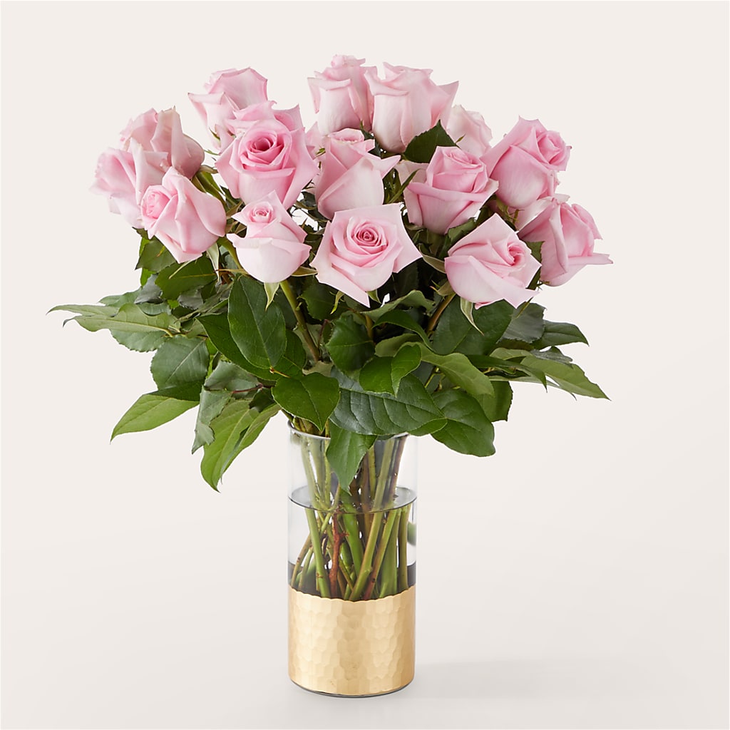 Picture Perfect Pink Rose Bouquet – Kennewick Flower Shop Inc, Kennewick WA