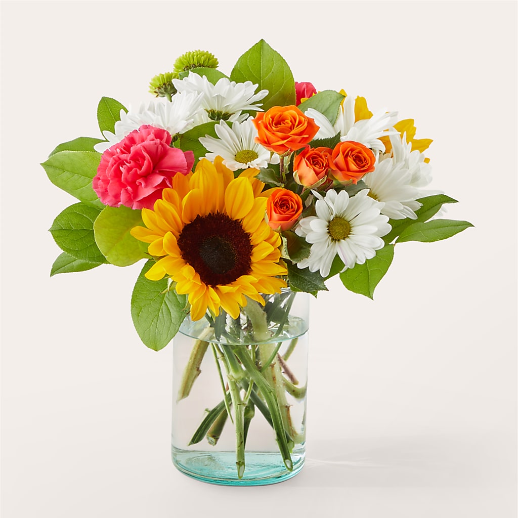 Sun-drenched Blooms Bouquet – Kennewick Flower Shop Inc, Kennewick WA