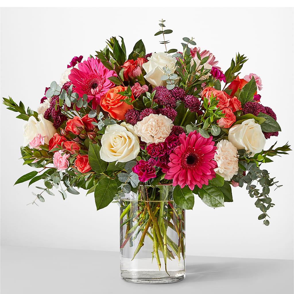 Smell the Roses Bouquet – Kennewick Flower Shop Inc, Kennewick WA