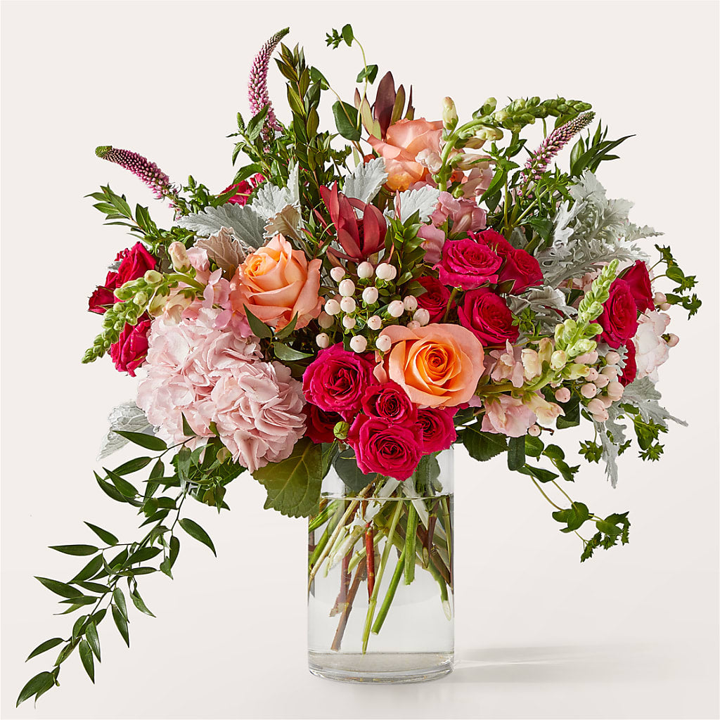 Glitz & Glam Bouquet – Kennewick Flower Shop Inc, Kennewick WA