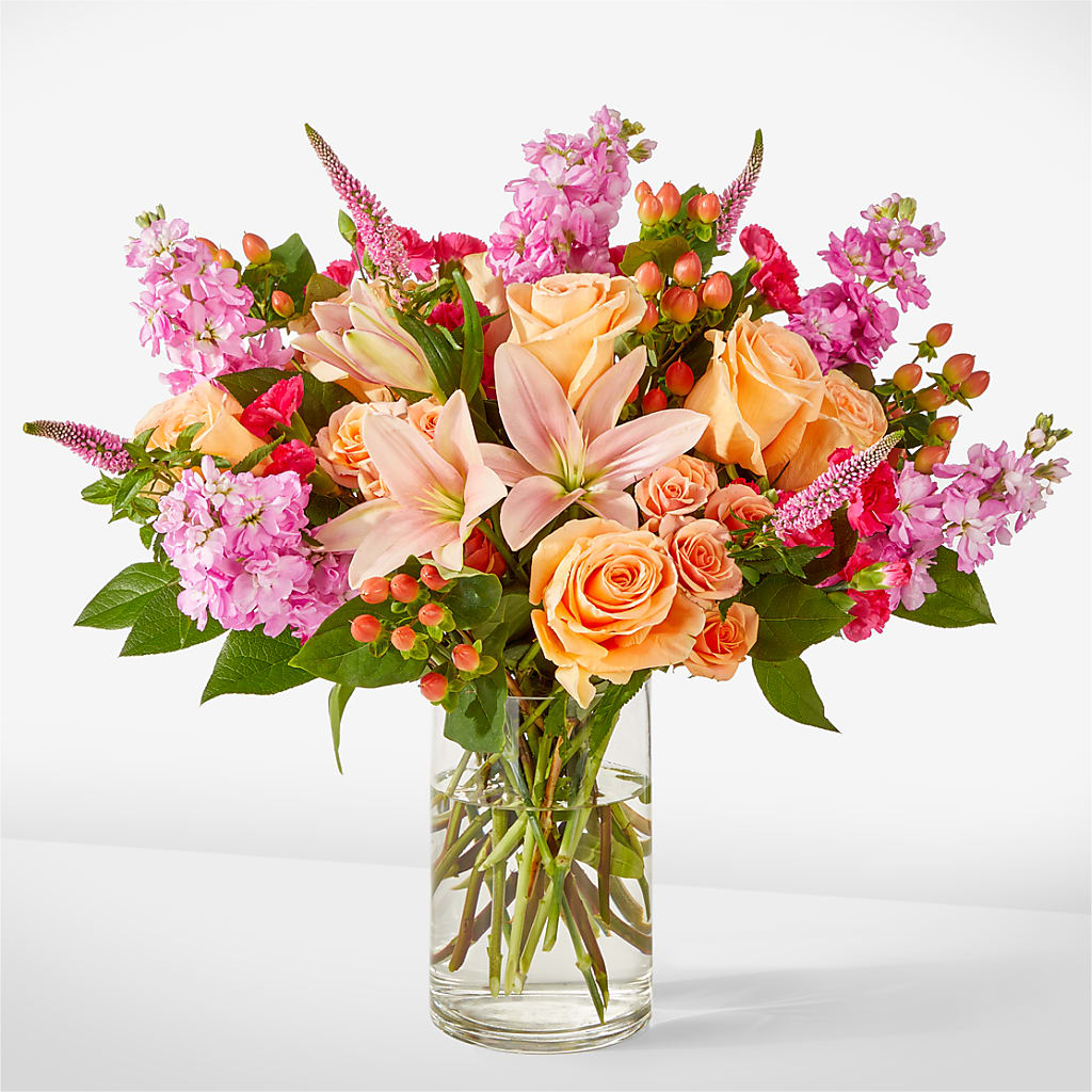 Bisous Bouquet – Kennewick Flower Shop Inc, Kennewick WA