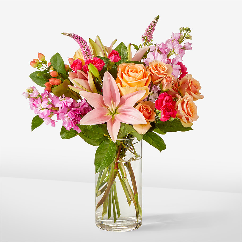 Bisous Bouquet – Kennewick Flower Shop Inc, Kennewick WA