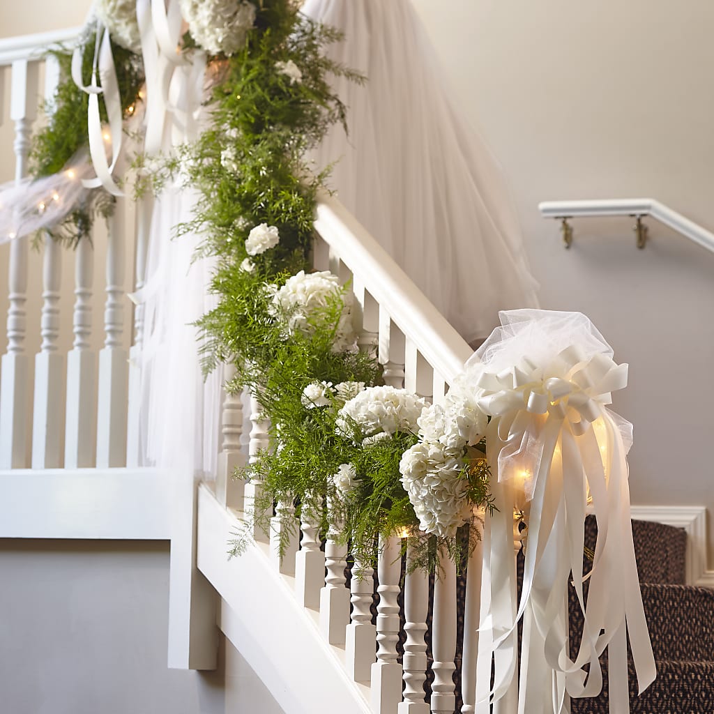 Champagne Dreams Garland – Kennewick Flower Shop Inc, Kennewick WA