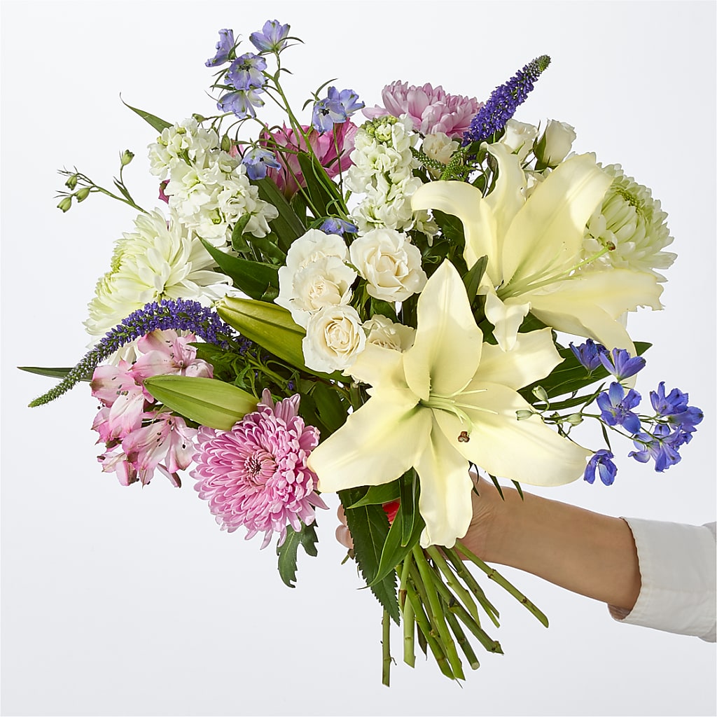 Winter Celebration Bouquet –  Kennewick Flower Shop Inc, Kennewick WA
