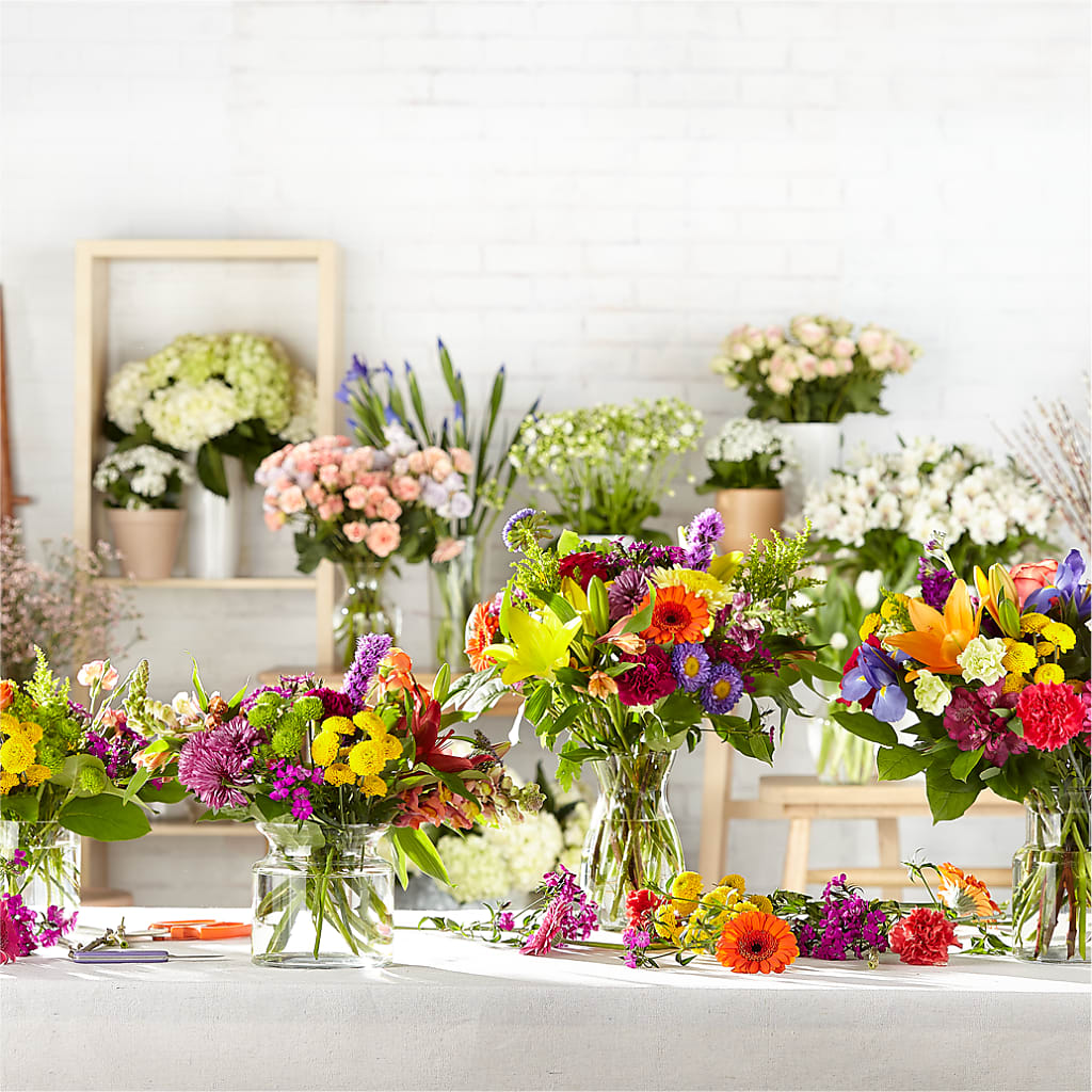 Bold & Bright – A Florist Original –  Kennewick Flower Shop Inc, Kennewick WA