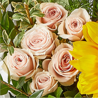 The Good Life Bouquet –  Kennewick Flower Shop Inc, Kennewick WA