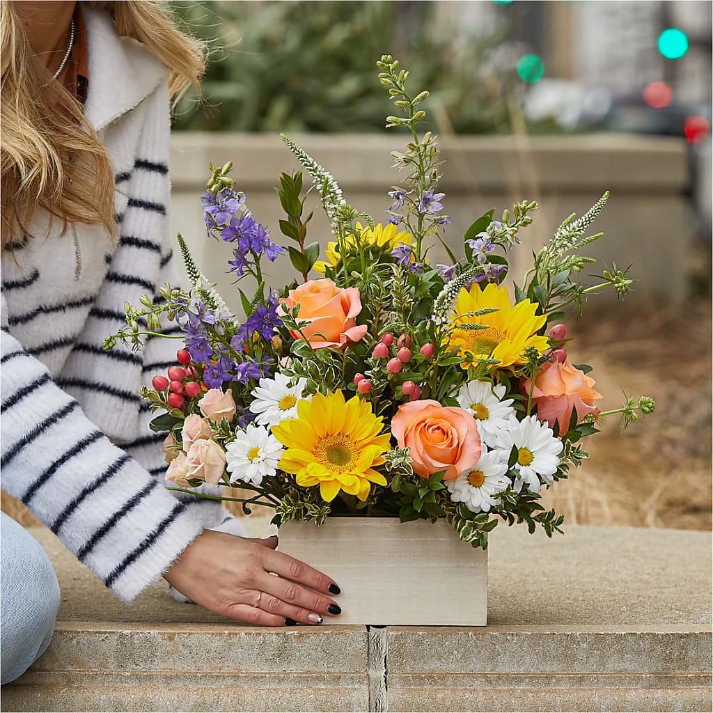 The Good Life Bouquet –  Kennewick Flower Shop Inc, Kennewick WA