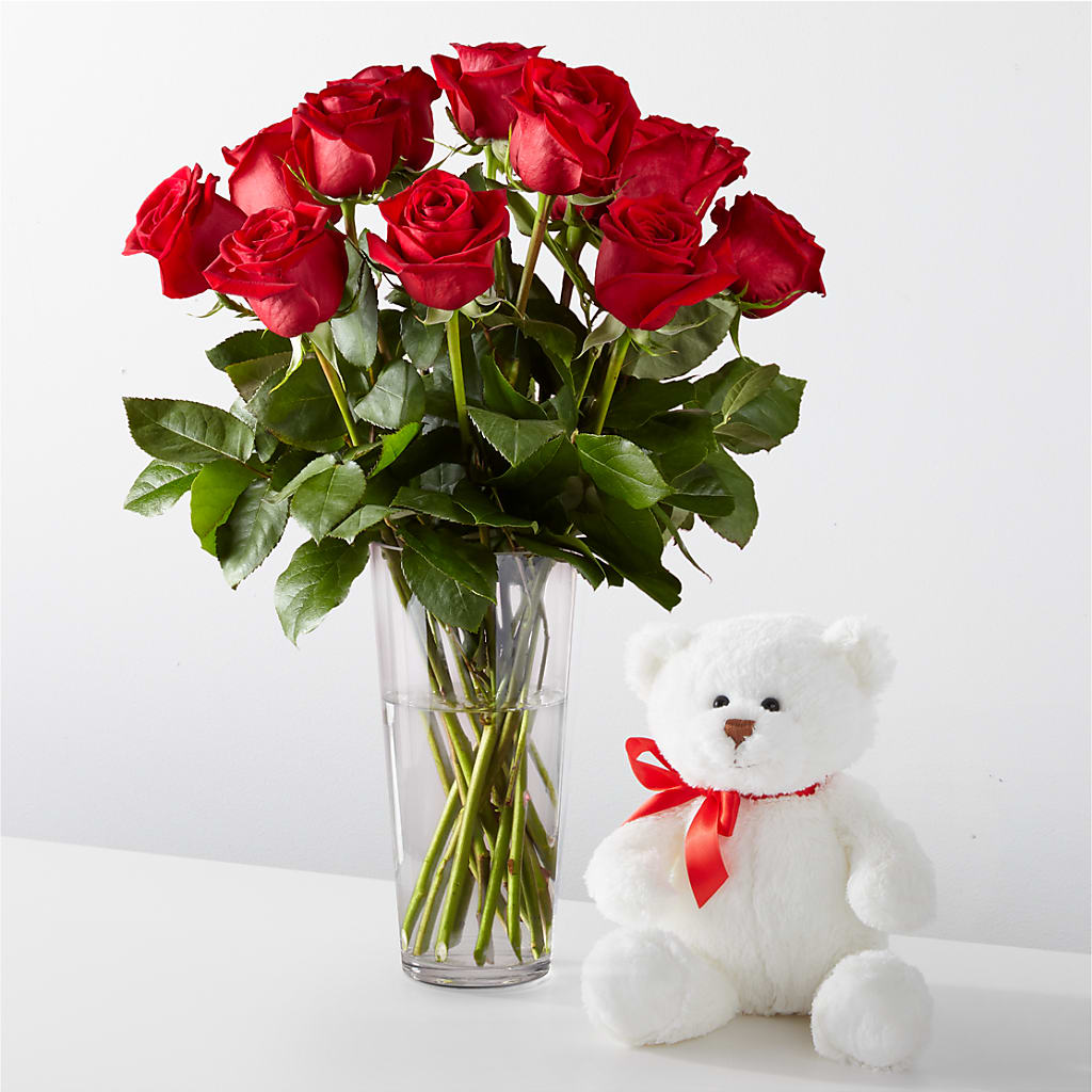 Romantic Long Stem Red Rose Bouquet Bundles –  Kennewick Flower Shop Inc, Kennewick WA