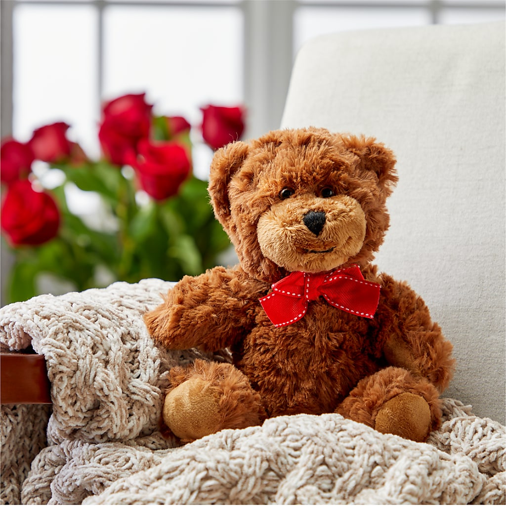 Romantic Long Stem Red Rose Bouquet Bundles –  Kennewick Flower Shop Inc, Kennewick WA