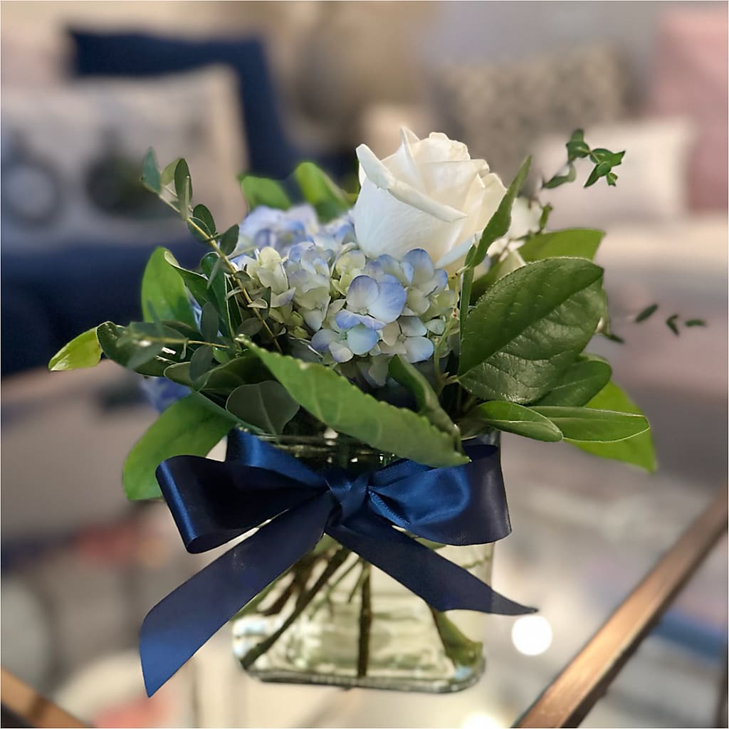 Sky Blue Delight Bouquet –  Kennewick Flower Shop Inc, Kennewick WA