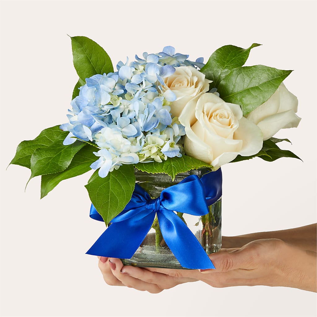 Sky Blue Delight Bouquet –  Kennewick Flower Shop Inc, Kennewick WA