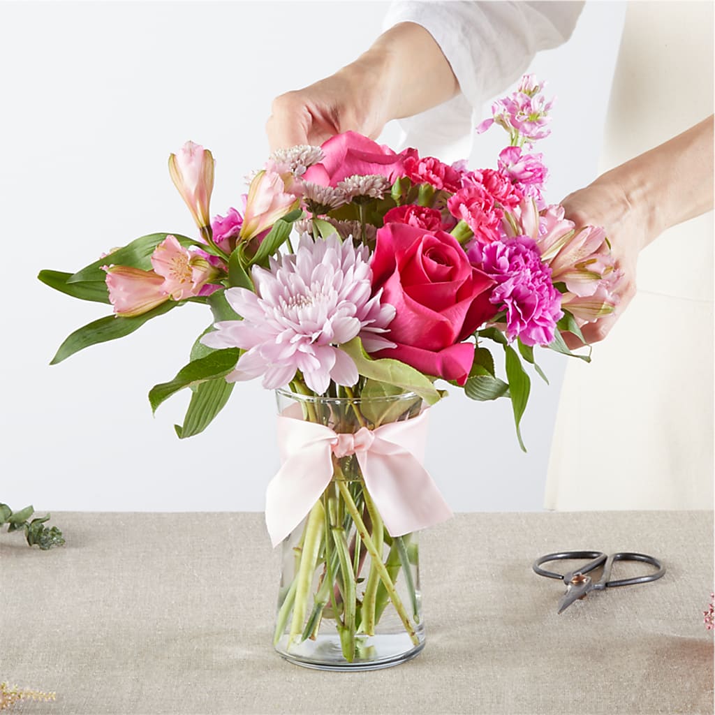 Pink Ribbon - A Florist Original –  Kennewick Flower Shop Inc, Kennewick WA