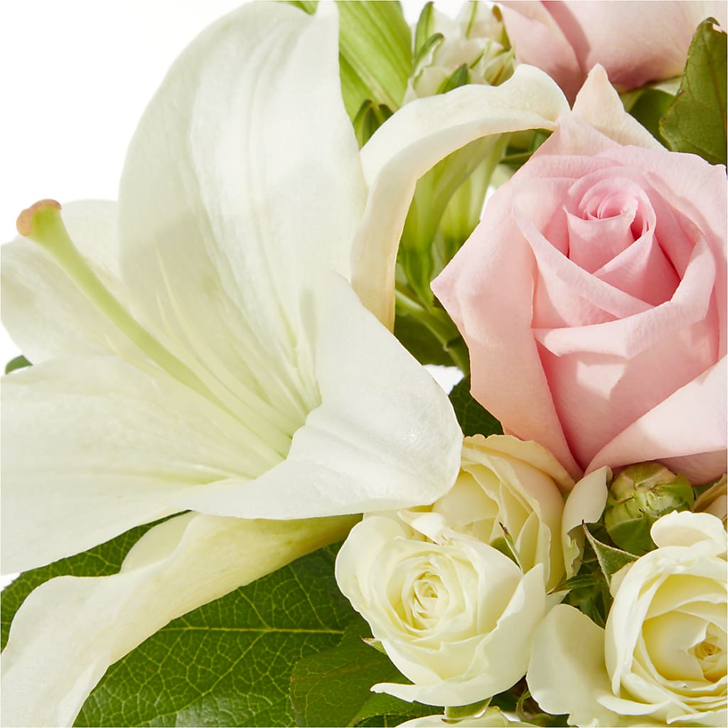Kindhearted Bouquet –  Kennewick Flower Shop Inc, Kennewick WA