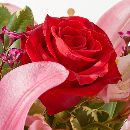 Lucky in Love Bouquet –  Kennewick Flower Shop Inc, Kennewick WA