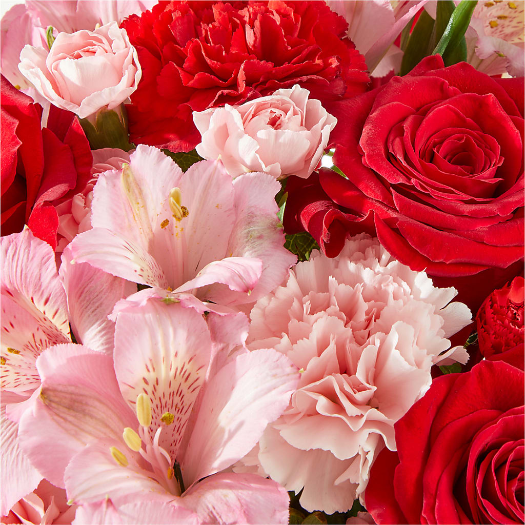 Candy Kisses Bouquet –  Kennewick Flower Shop Inc, Kennewick WA