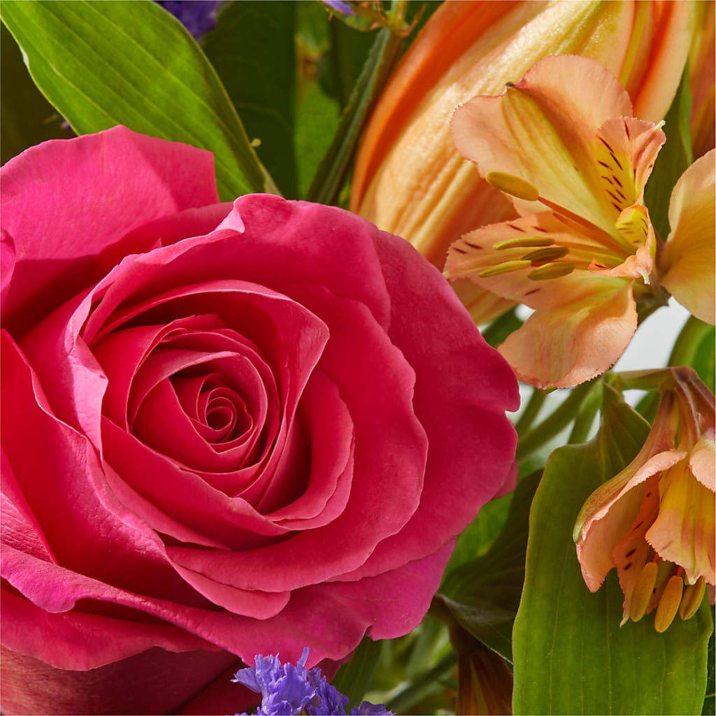 Joyful Bouquet –  Kennewick Flower Shop Inc, Kennewick WA
