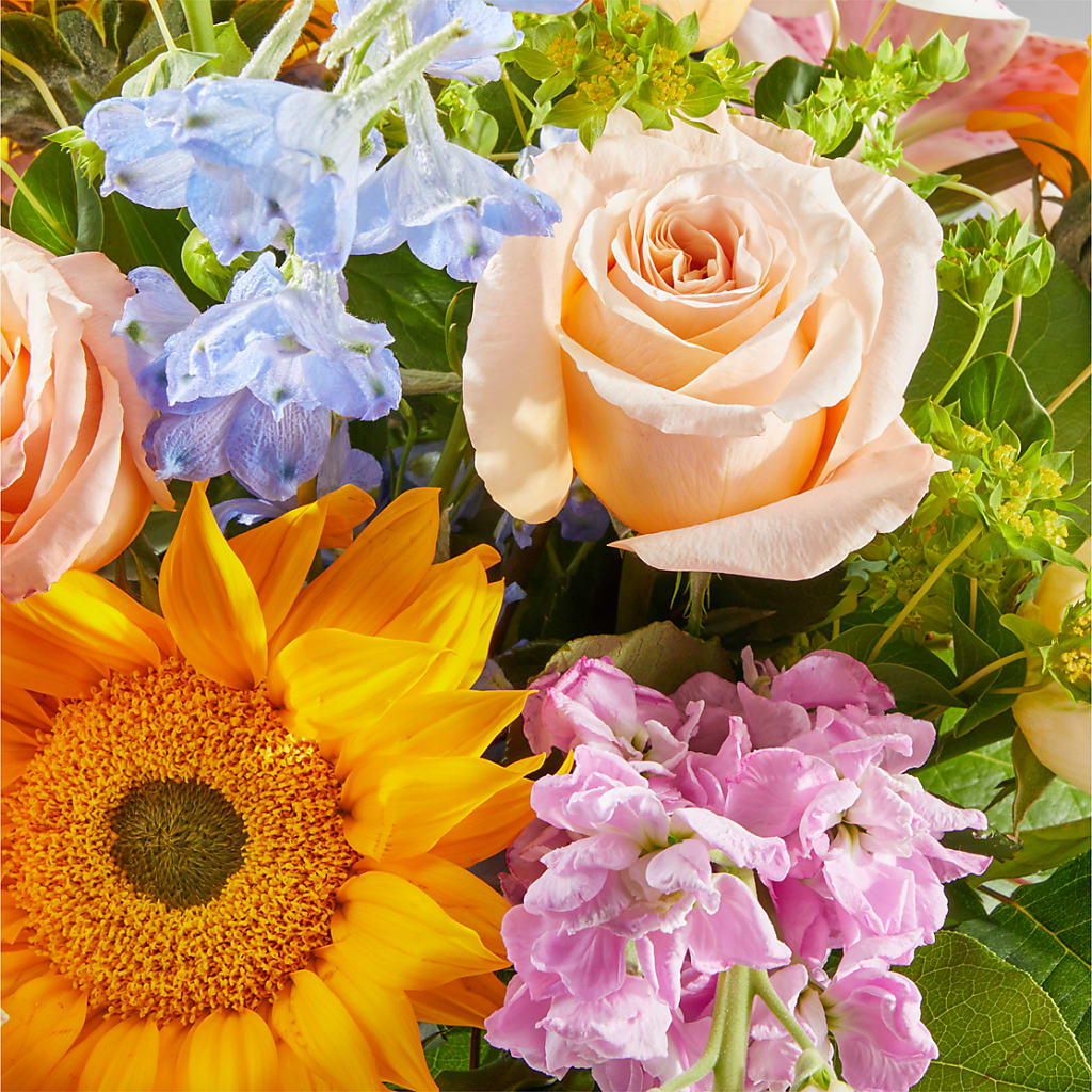 Dreamy Meadows Bouquet –  Kennewick Flower Shop Inc, Kennewick WA