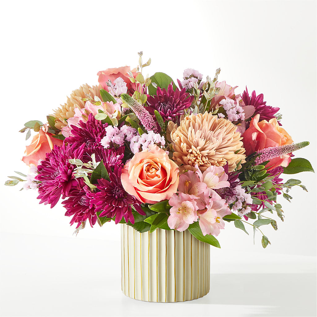 Berry Cobbler Bouquet with Ivory Vase –  Kennewick Flower Shop Inc, Kennewick WA
