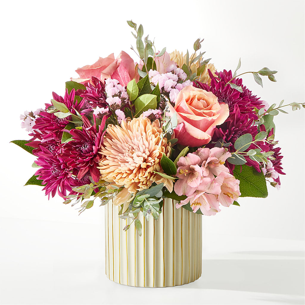 Berry Cobbler Bouquet with Ivory Vase –  Kennewick Flower Shop Inc, Kennewick WA
