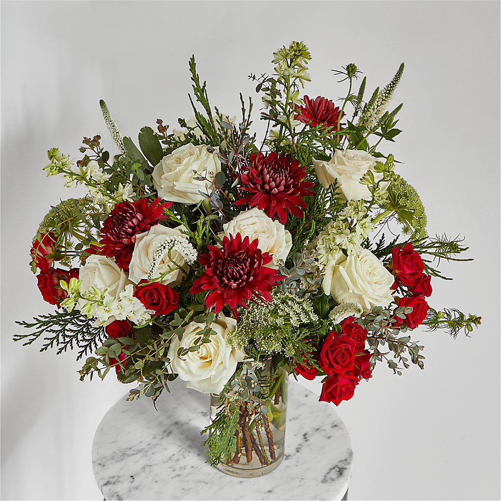 Favorite Traditions Bouquet –  Kennewick Flower Shop Inc, Kennewick WA