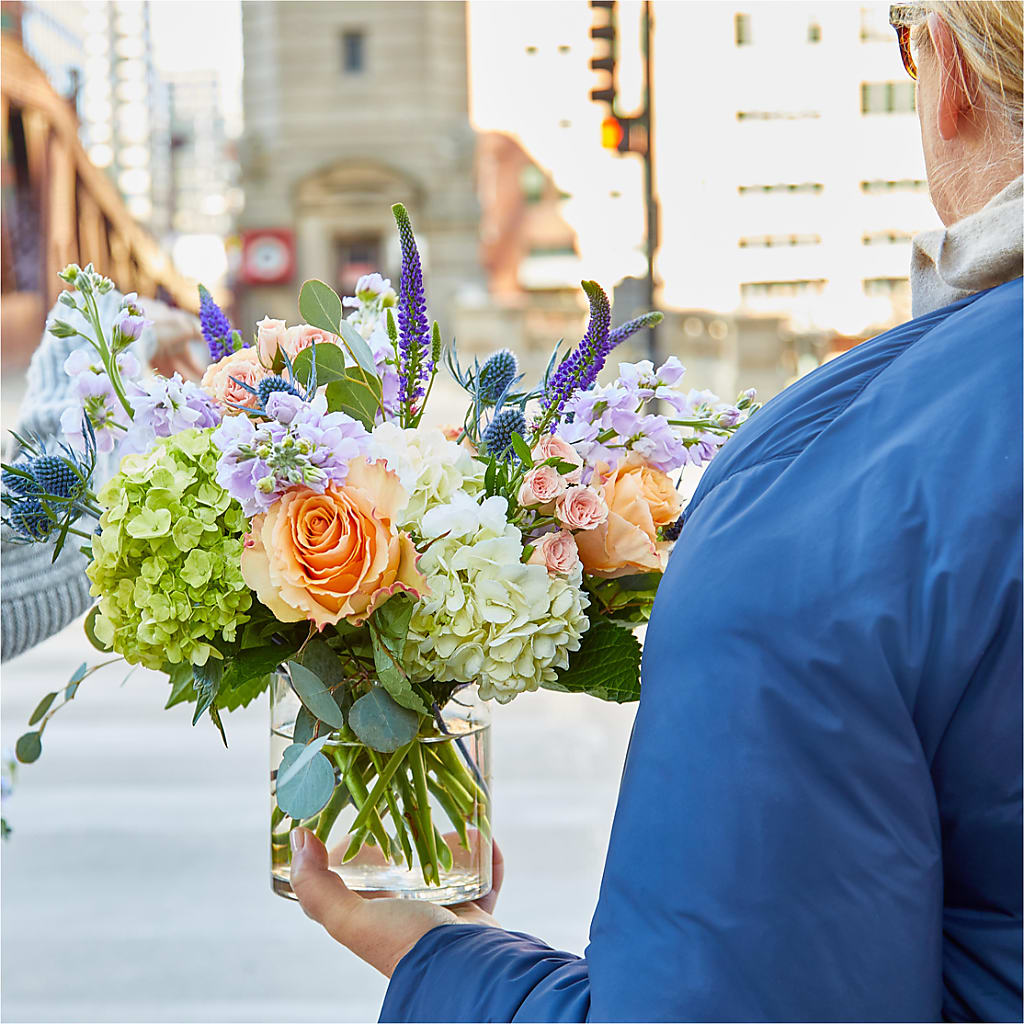 Porch Swing Bouquet –  Kennewick Flower Shop Inc, Kennewick WA