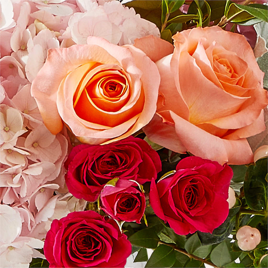 Glitz & Glam Bouquet –  Kennewick Flower Shop Inc, Kennewick WA