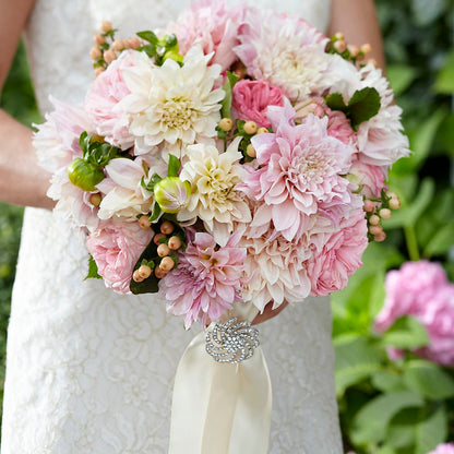 Heart's Promise Bouquet –  Kennewick Flower Shop Inc, Kennewick WA